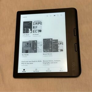 Kobo Libre 2 E-reader with cover